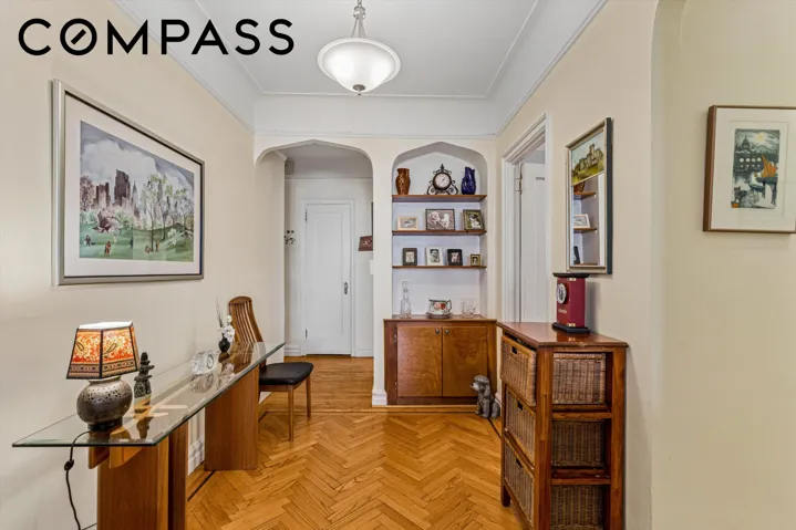680 W 204th Street, New York City, NY 10034
