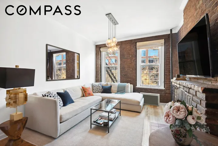 92 Horatio Street, New York City, NY 10014