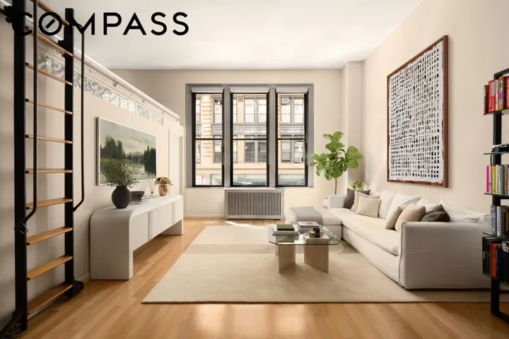 261 Broadway, New York City, NY 10007