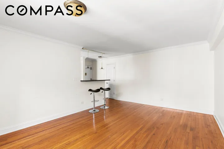 295 Bennett Avenue, New York City, NY 10040