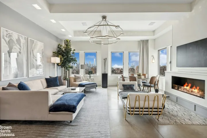 252 7TH Avenue, New York City, NY 10001