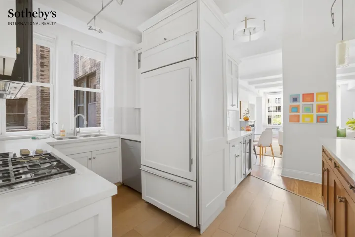 71 Park Avenue, New York City, NY 10016