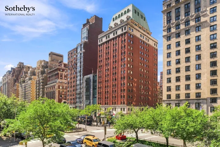 71 Park Avenue, New York City, NY 10016