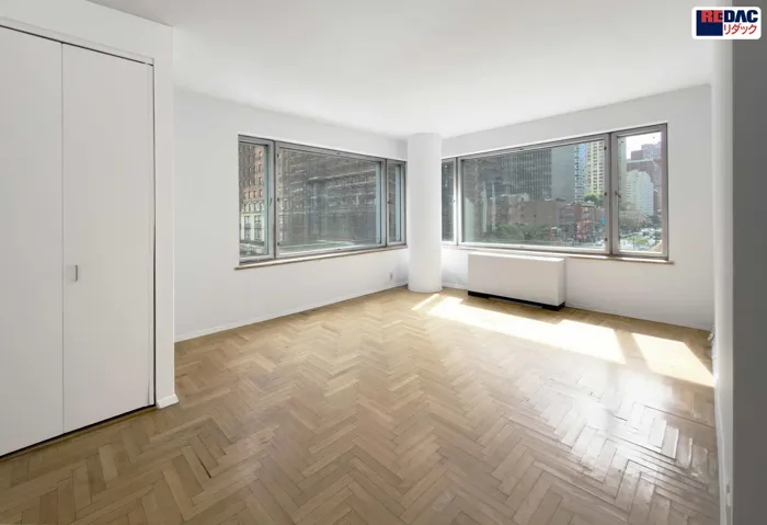 301 W 57th Street, New York City, NY 10019