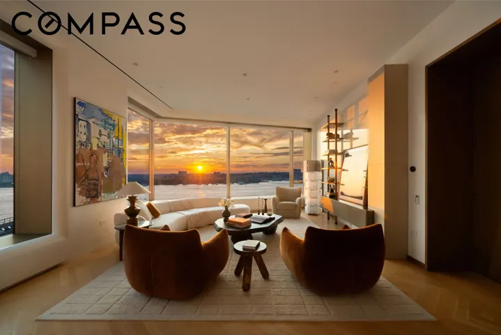 551 W 21st Street, New York City, NY 10011