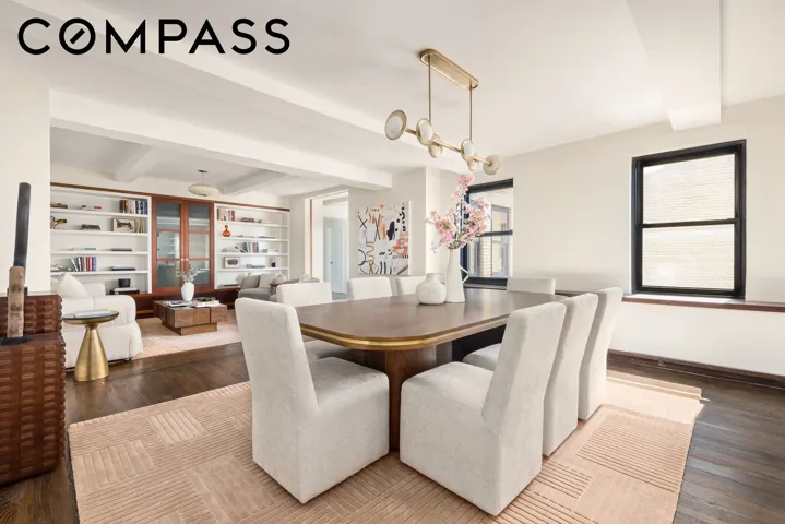 300 W 23rd Street, New York City, NY 10011