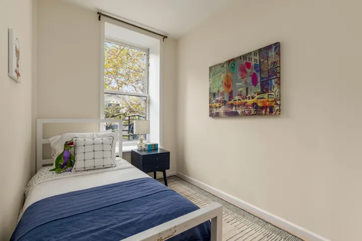 82 STERLING Place, New York City, NY 11217