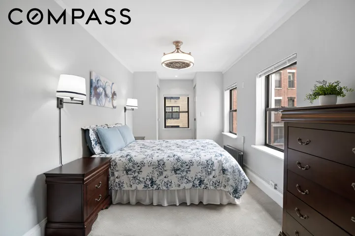 6 W 71st Street, New York City, NY 10023