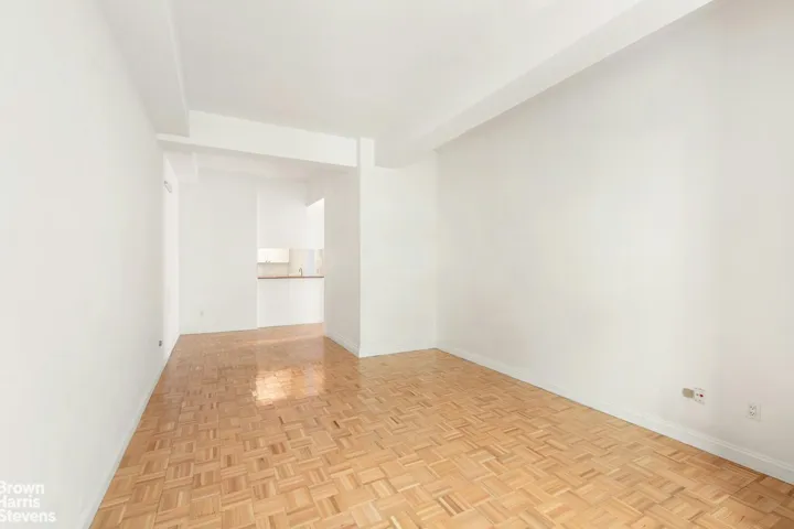 88 GREENWICH Street, New York City, NY 10006
