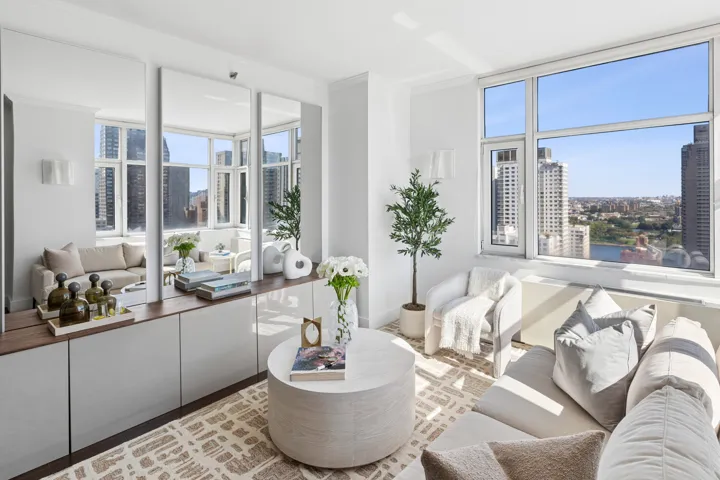 404 E 76TH Street, New York City, NY 10021
