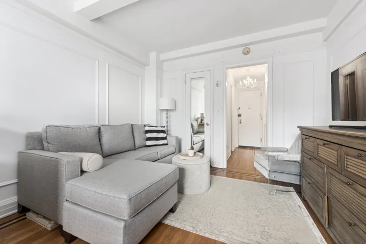 235 W 102ND Street, New York City, NY 10025