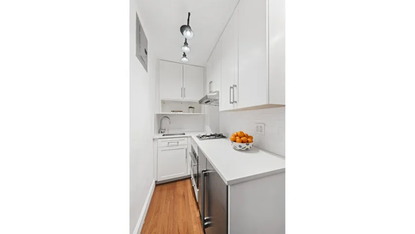 235 W 102ND Street, New York City, NY 10025