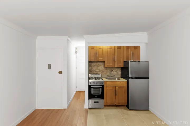 222 1ST Avenue, New York City, NY 10009
