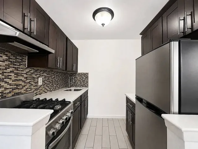 81-31 Baxter Avenue, New York City, NY 11373