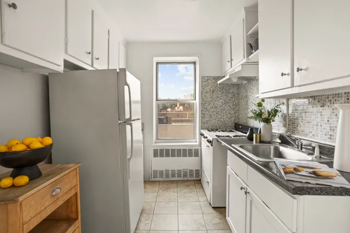 66 OVERLOOK Terrace, New York City, NY 10040