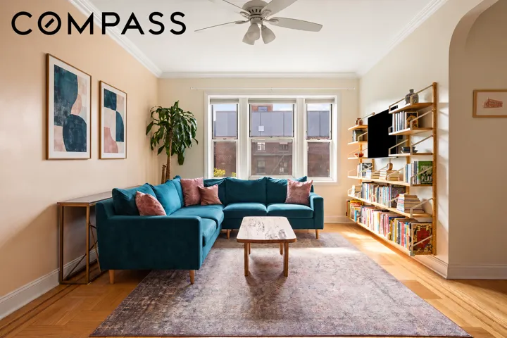 79-01 35th Avenue, New York City, NY 11372