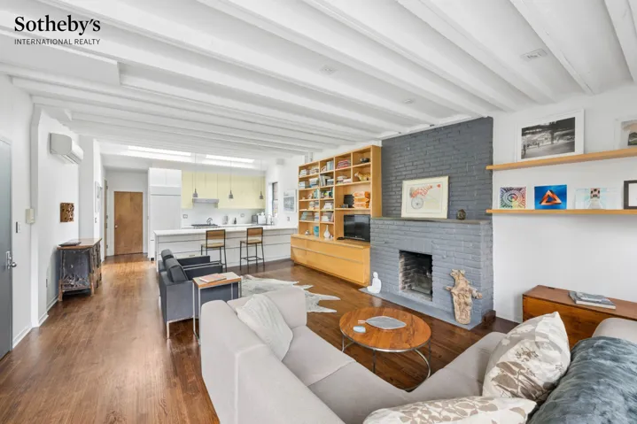35 Monroe Place, New York City, NY 11201
