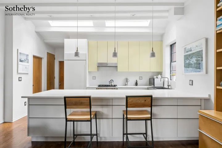 35 Monroe Place, New York City, NY 11201