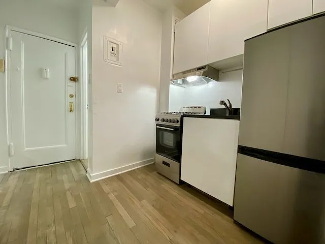343 W 21st Street, New York City, NY 10011