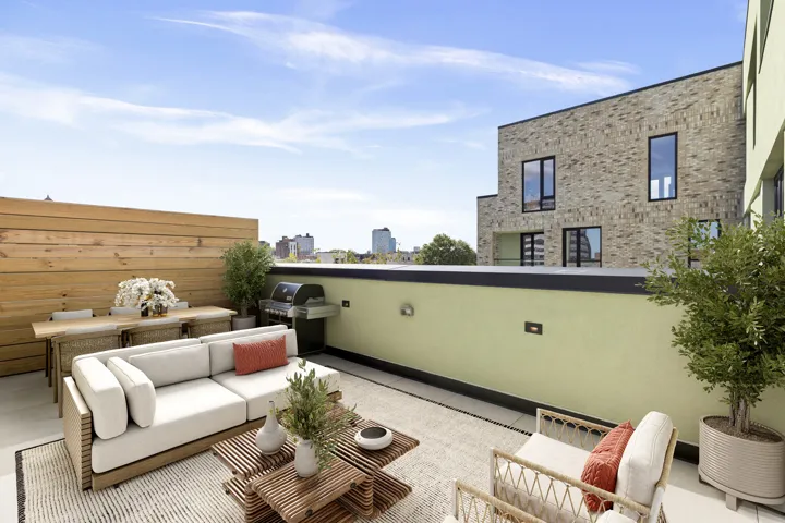625 NEW YORK Avenue, New York City, NY 11203