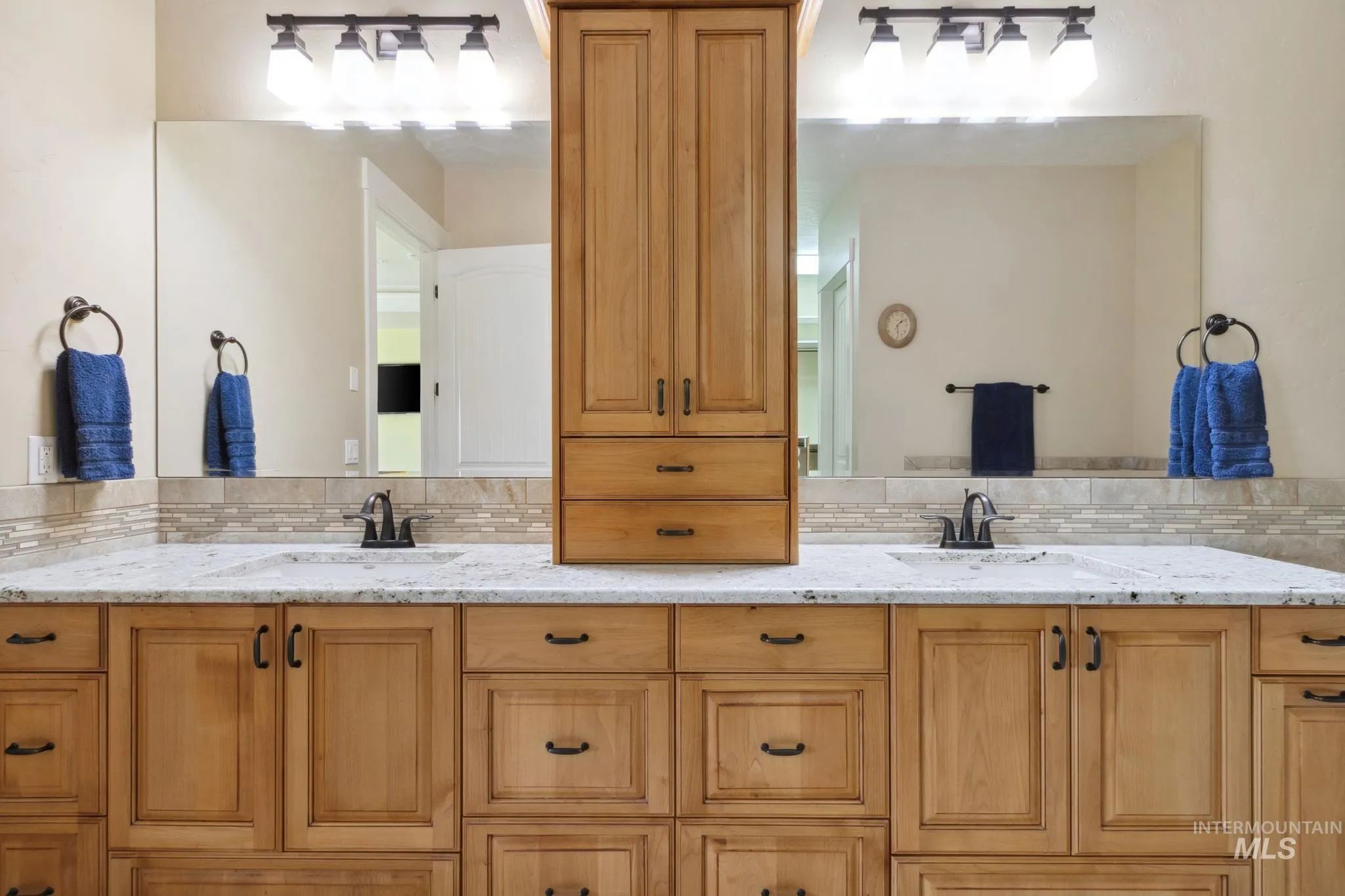 1170