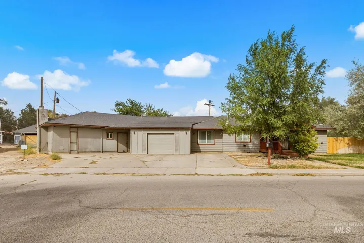 106 E 8th, Mountain Home, Idaho 83647