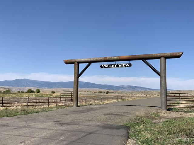 3310 Hwy 95, Cambridge ID 83610