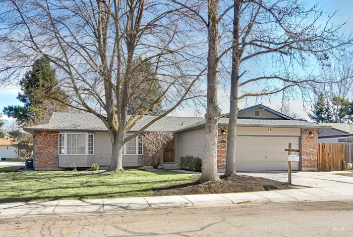 5490 N Marcliffe Ave, Boise ID 83704