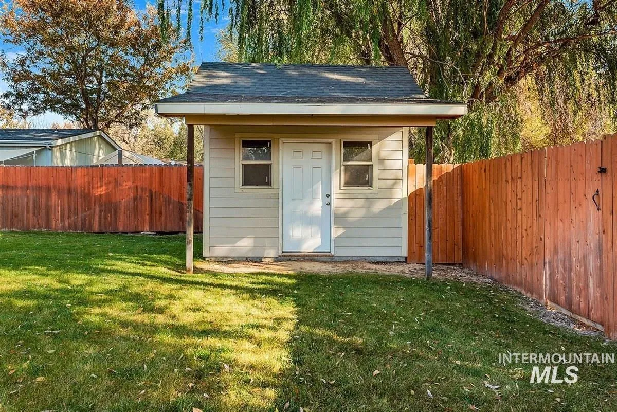 1170