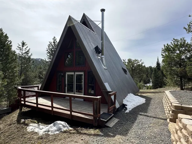 11 Pine Nut Pl, Cascade Id 83611