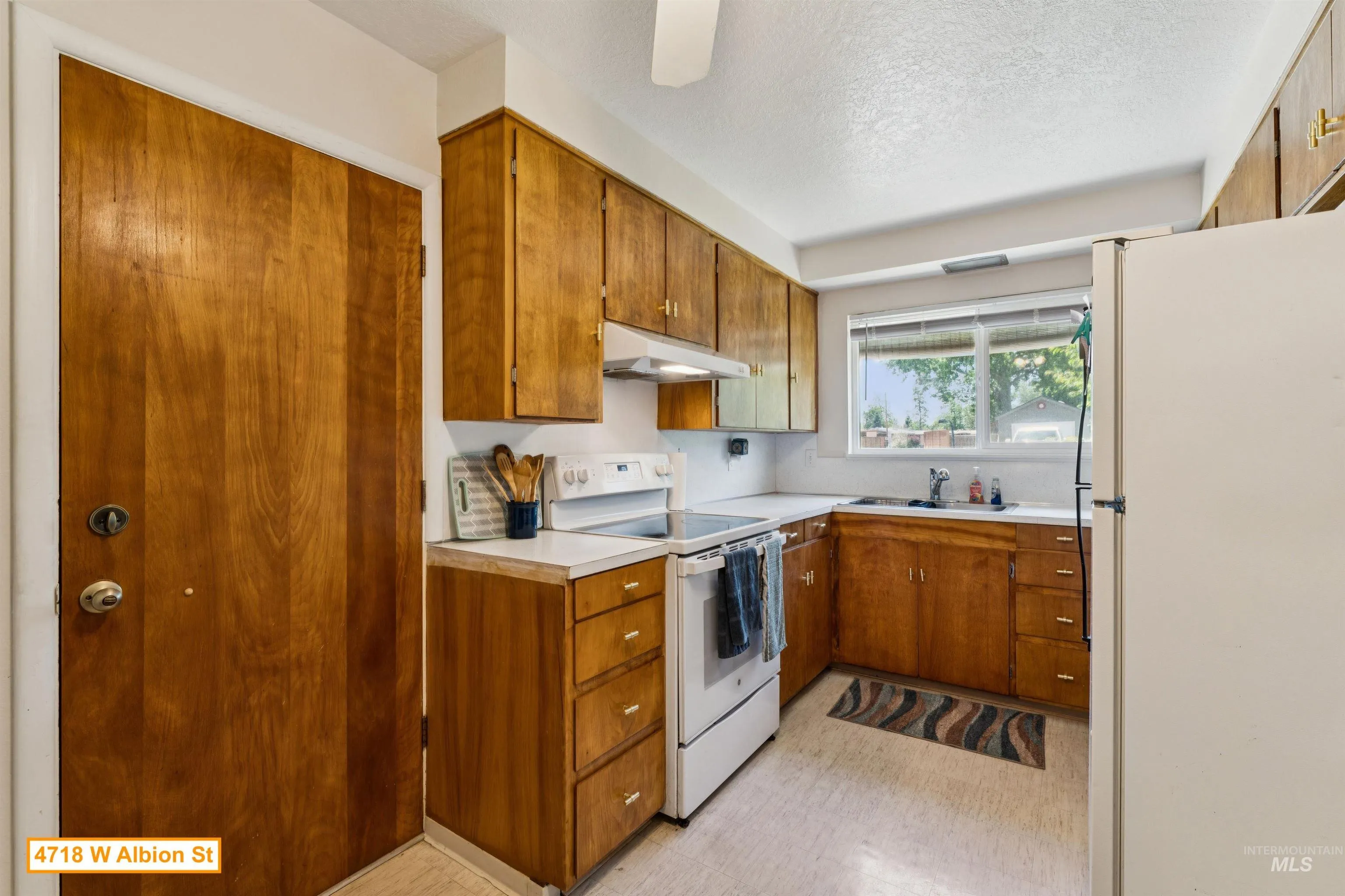1170