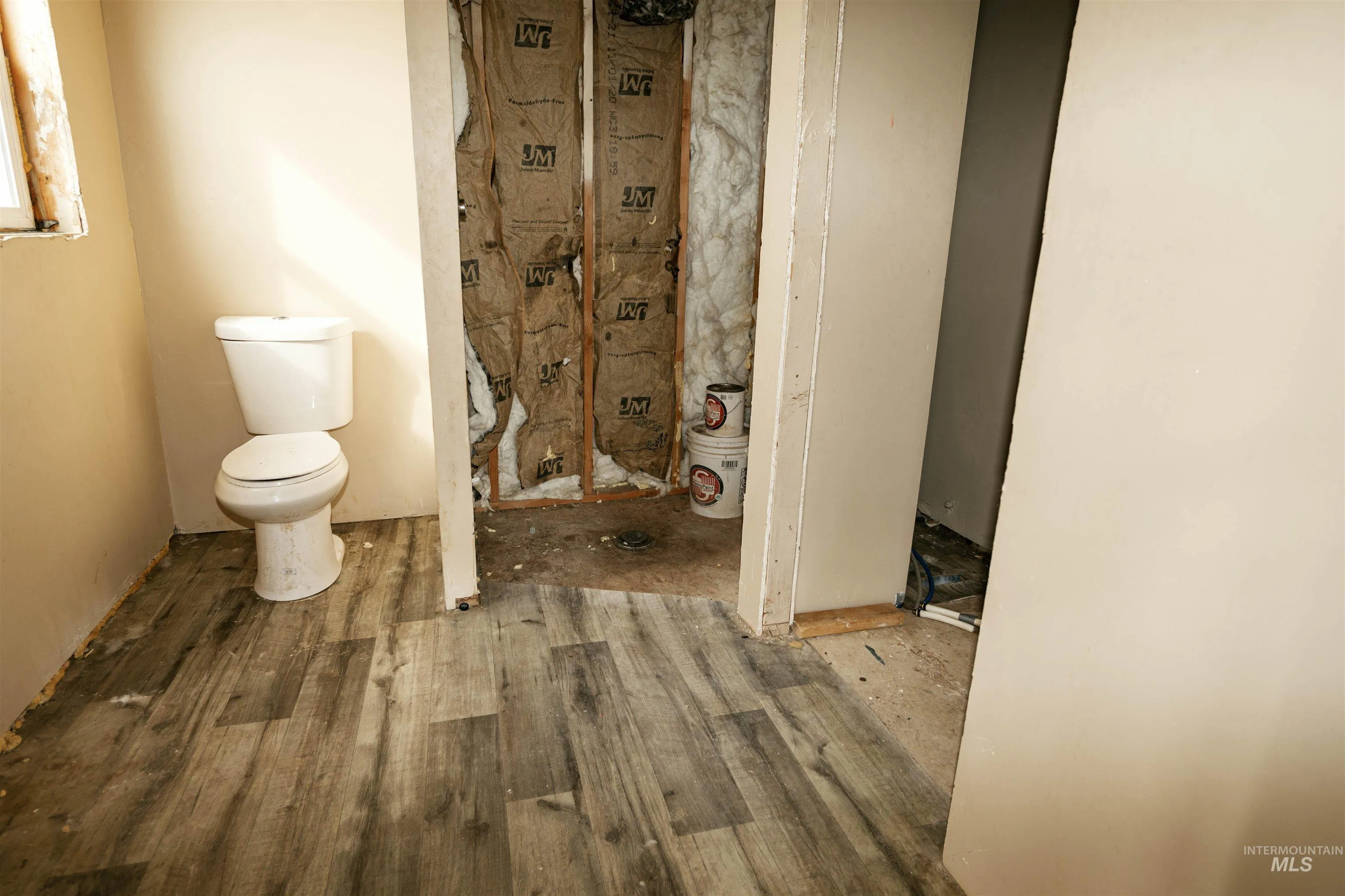 1170
