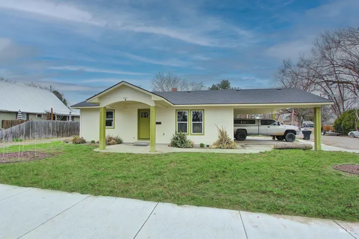 951 W 6th St, Weiser, Idaho 83672
