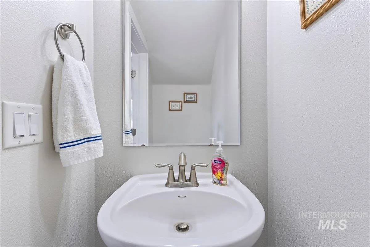 1170