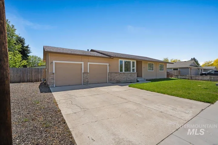 9603 W Edna Street, Boise Id 83704
