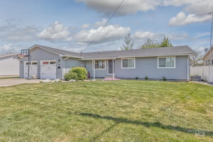 1220 E 4th Street, Weiser Id 83672