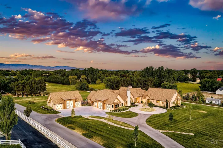 3885 W Gray Teal Ln, Eagle, Idaho 83616