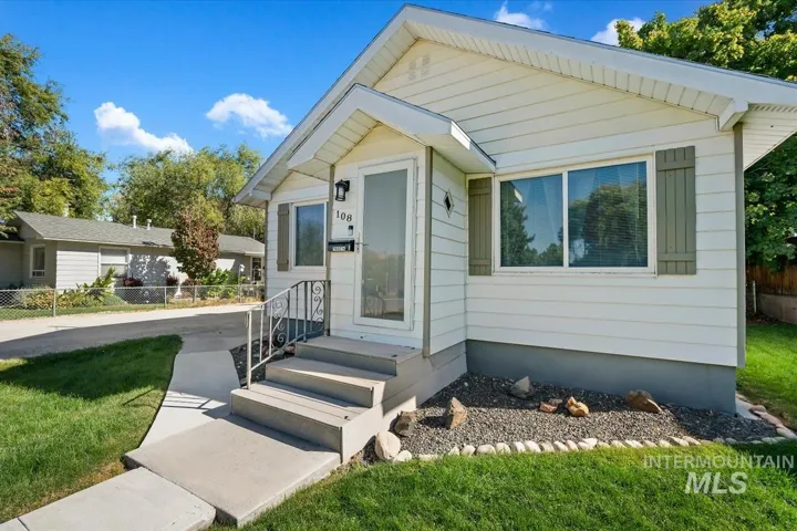 108 22nd Ave. S., Nampa, Idaho 83651