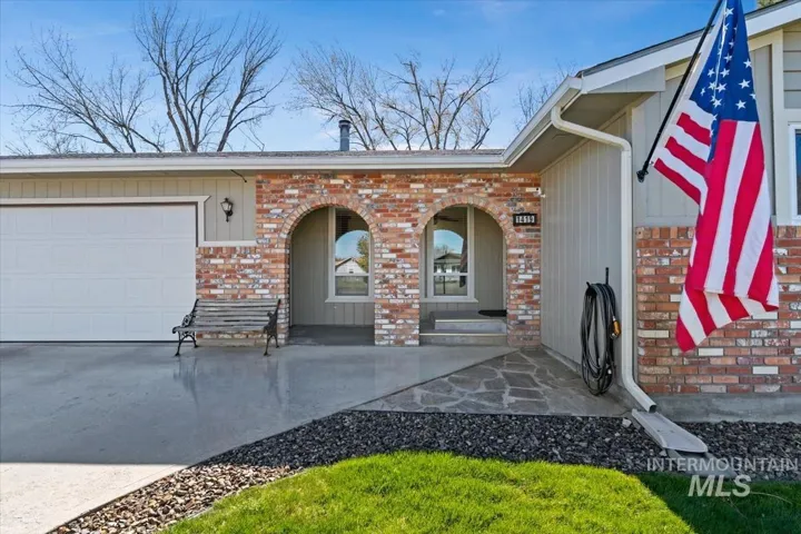 1419 Loraine Cir, Emmett Id 83617