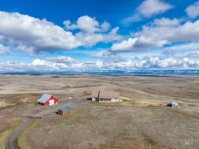 2876 Farm To Market Rd, Midvale ID 83645-5314