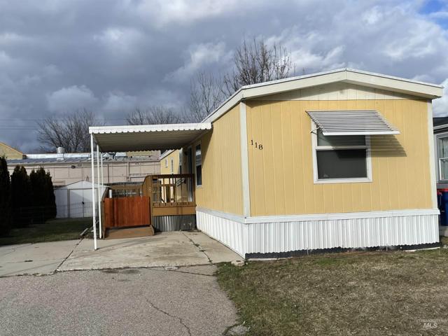 118 S Wildflower Lane, Eagle ID 83616