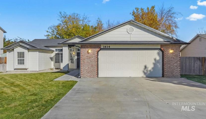 1614 W Young Ave, Nampa ID 83651