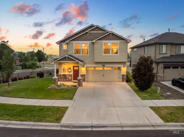 16 N Caracaras Way, Eagle, Idaho 83616