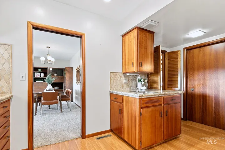 619 Fairway Dr, Caldwell, Idaho 83605