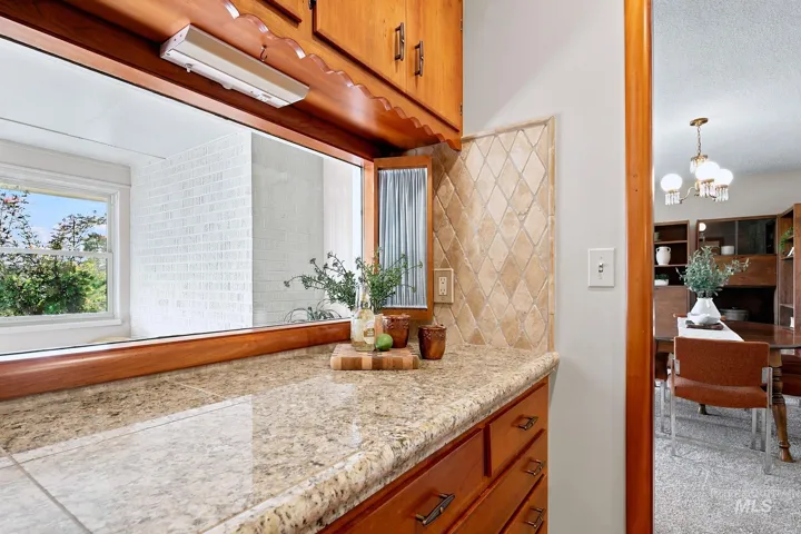 619 Fairway Dr, Caldwell, Idaho 83605