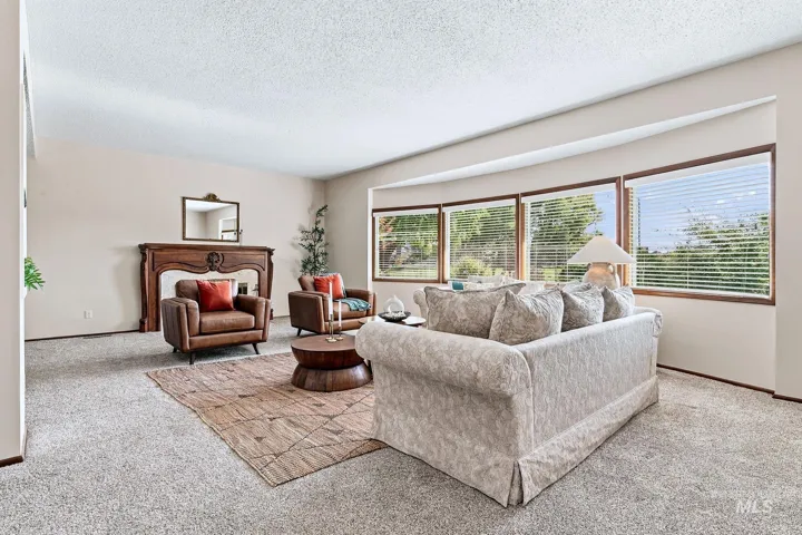 619 Fairway Dr, Caldwell, Idaho 83605