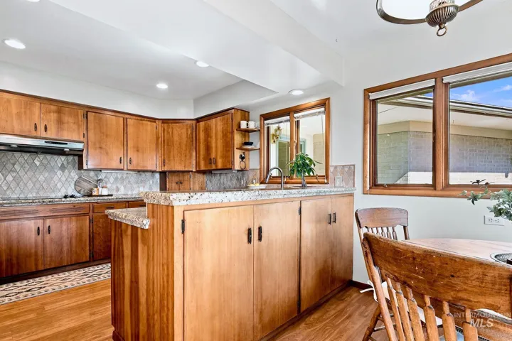619 Fairway Dr, Caldwell, Idaho 83605