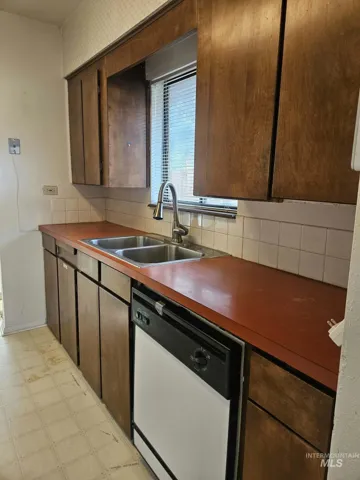 2707 W Madison Avenue, Boise, Idaho 83702