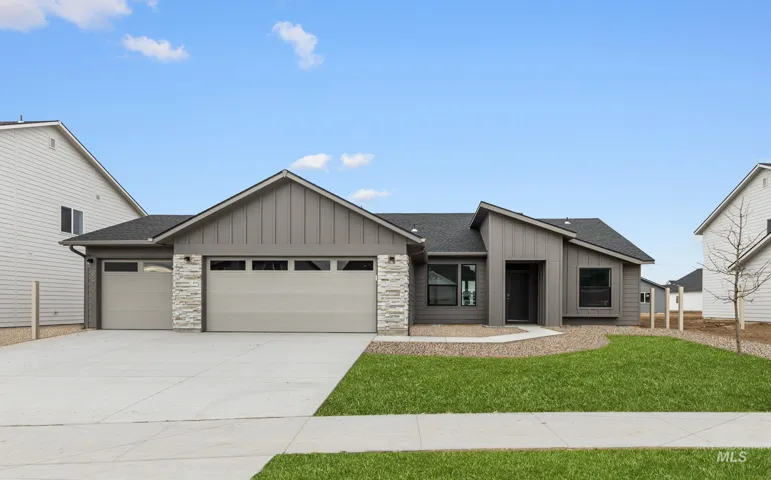 5335 E Rolling Thunder Ct, Nampa, Idaho 83687