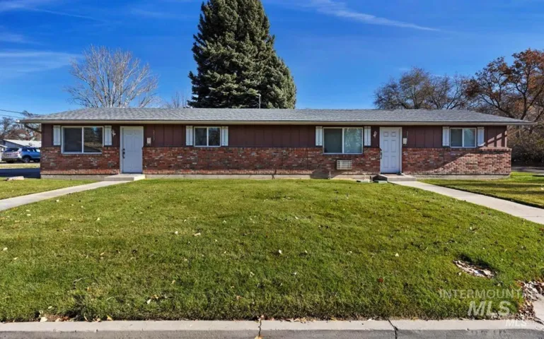 2317 S Montana Ave, Caldwell ID 83605-5452